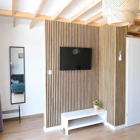 New Homes For 8 People, Niechorze