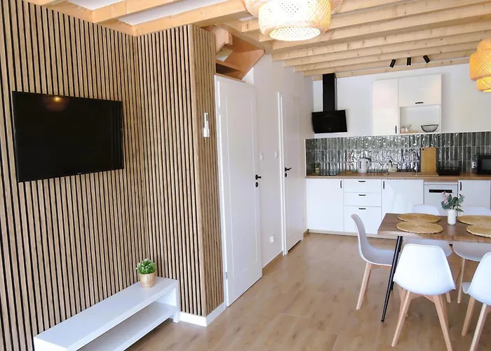 New Homes For 8 People, *